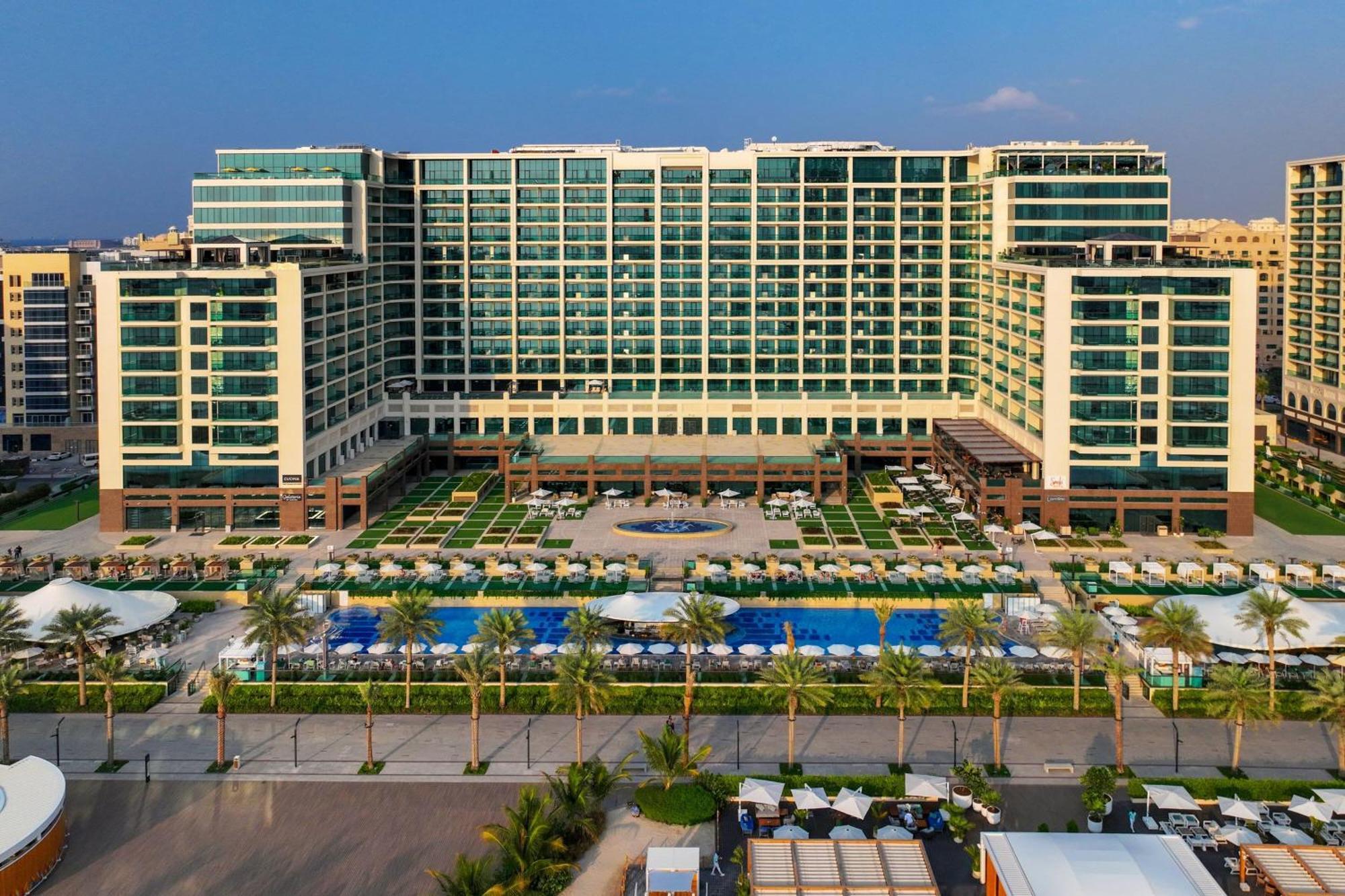Marriott Resort Palm Jumeirah, Dubái Exterior foto The Atlantis Hotel